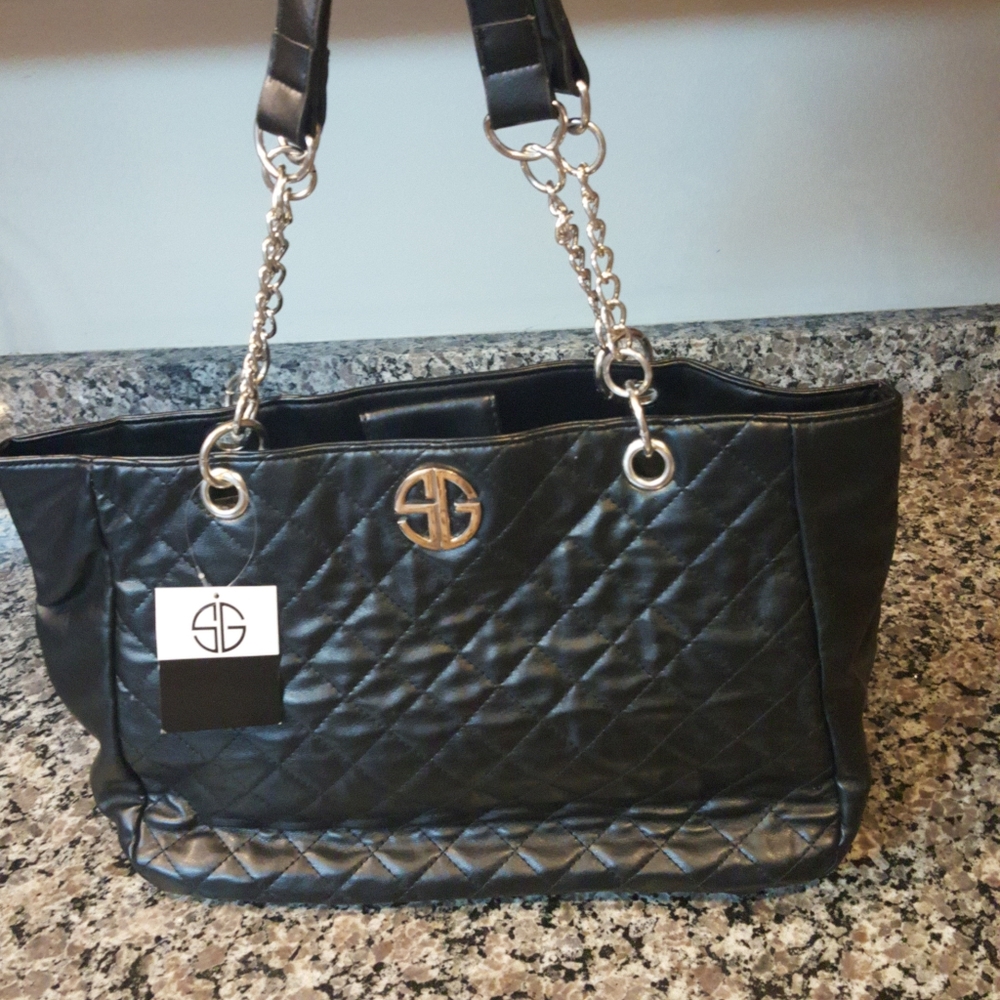 Studio gear black nwt tote w silver